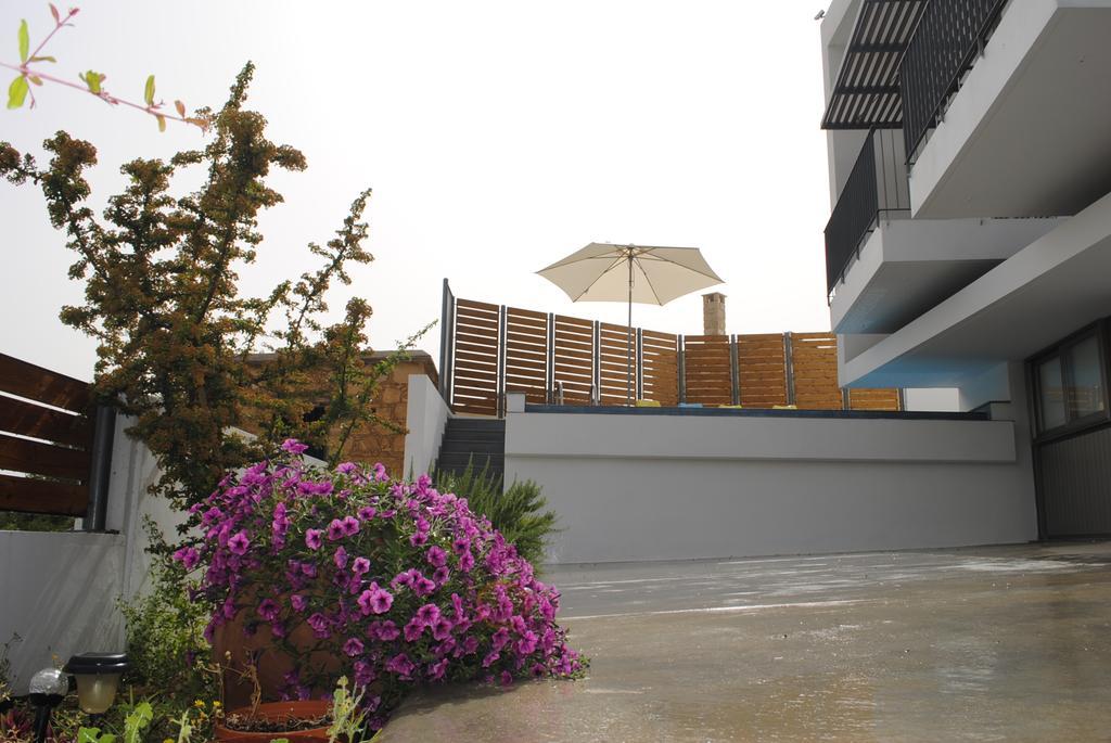 Agnanti Apartments Argaka Exterior photo